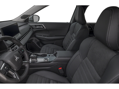 2027 Mitsubishi Outlander SE