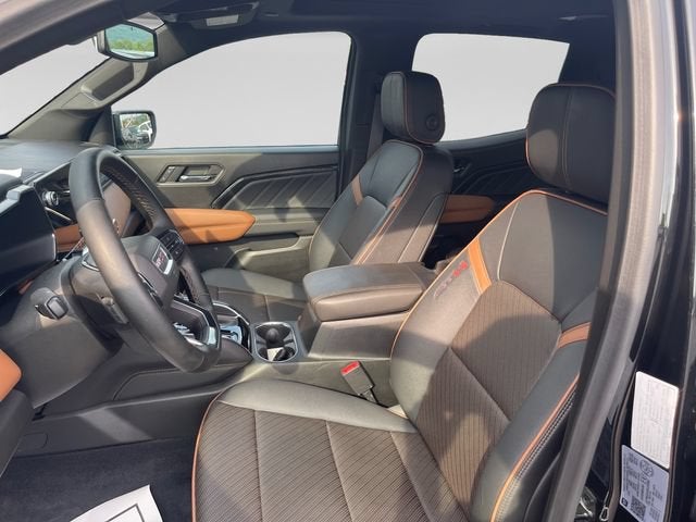 2024 GMC Canyon AT4
