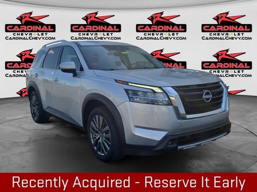 2022 Nissan Pathfinder SL