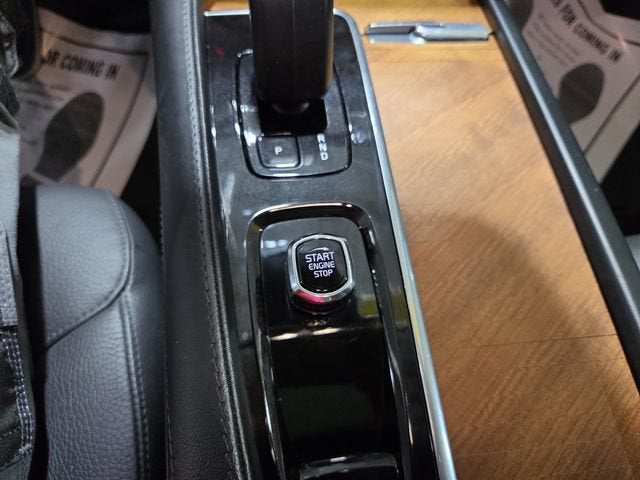 2024 Volvo XC90 Plus Bright Theme