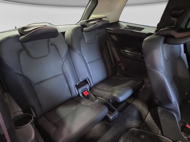 2024 Volvo XC90 Plus Bright Theme