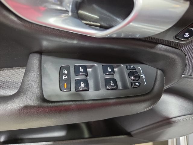 2024 Volvo XC90 Plus Bright Theme