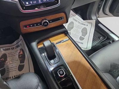 2024 Volvo XC90 Plus Bright Theme