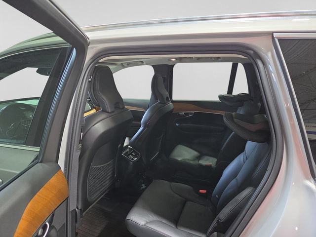 2024 Volvo XC90 Plus Bright Theme