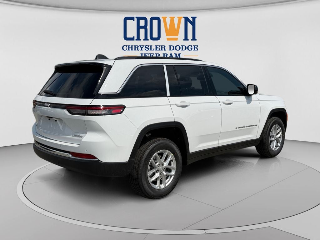2026 Jeep Grand Cherokee Laredo