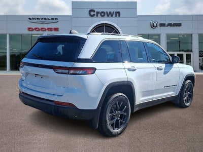 2026 Jeep Grand Cherokee Altitude
