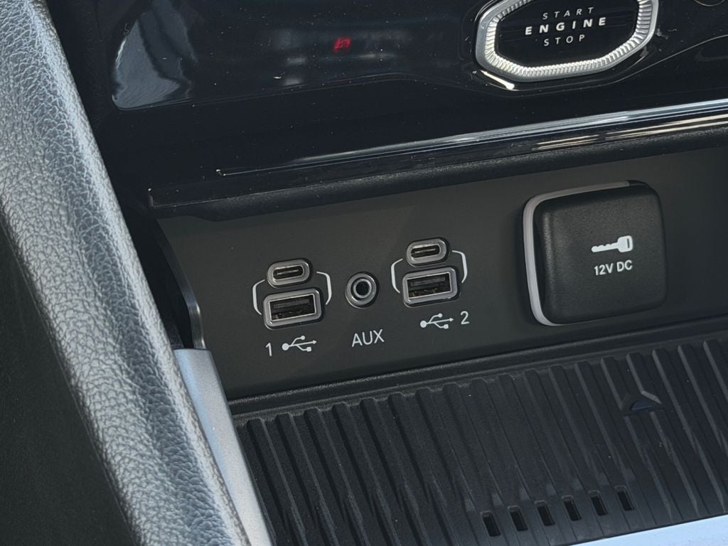 2026 Jeep Grand Cherokee Altitude