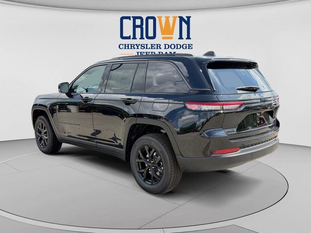 2026 Jeep Grand Cherokee Altitude