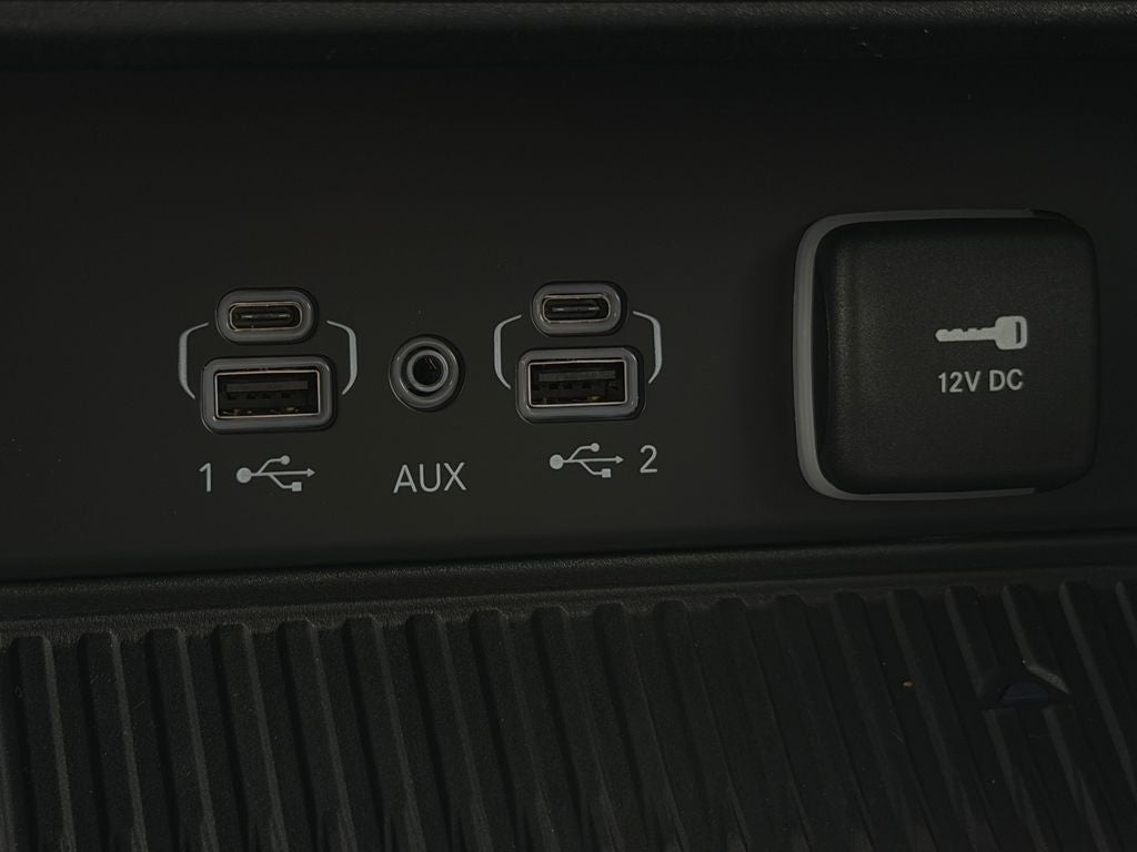 2027 Jeep Grand Cherokee Laredo Altitude