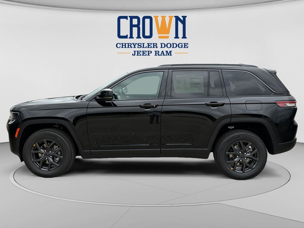 2027 Jeep Grand Cherokee Laredo Altitude