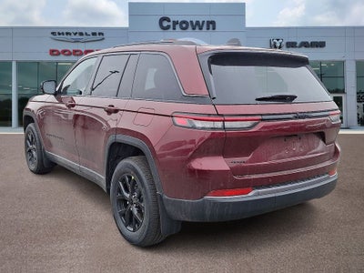 2026 Jeep Grand Cherokee Altitude