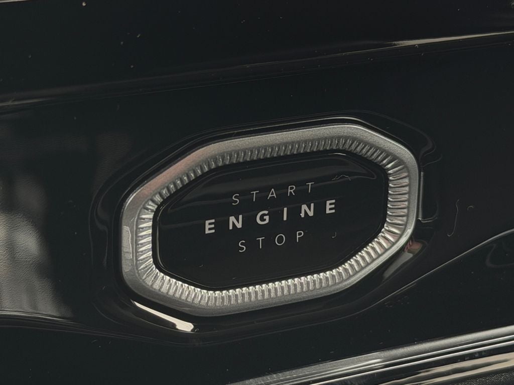 2026 Jeep Grand Cherokee Altitude