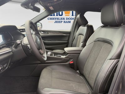 2026 Jeep Grand Cherokee Altitude