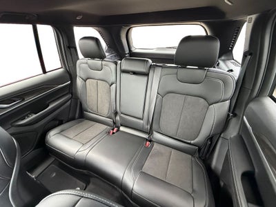 2026 Jeep Grand Cherokee Altitude