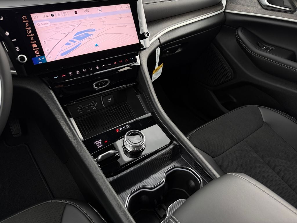 2027 Jeep Grand Cherokee Laredo Altitude