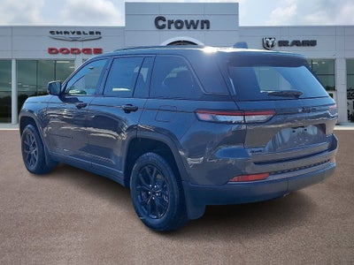 2026 Jeep Grand Cherokee Altitude