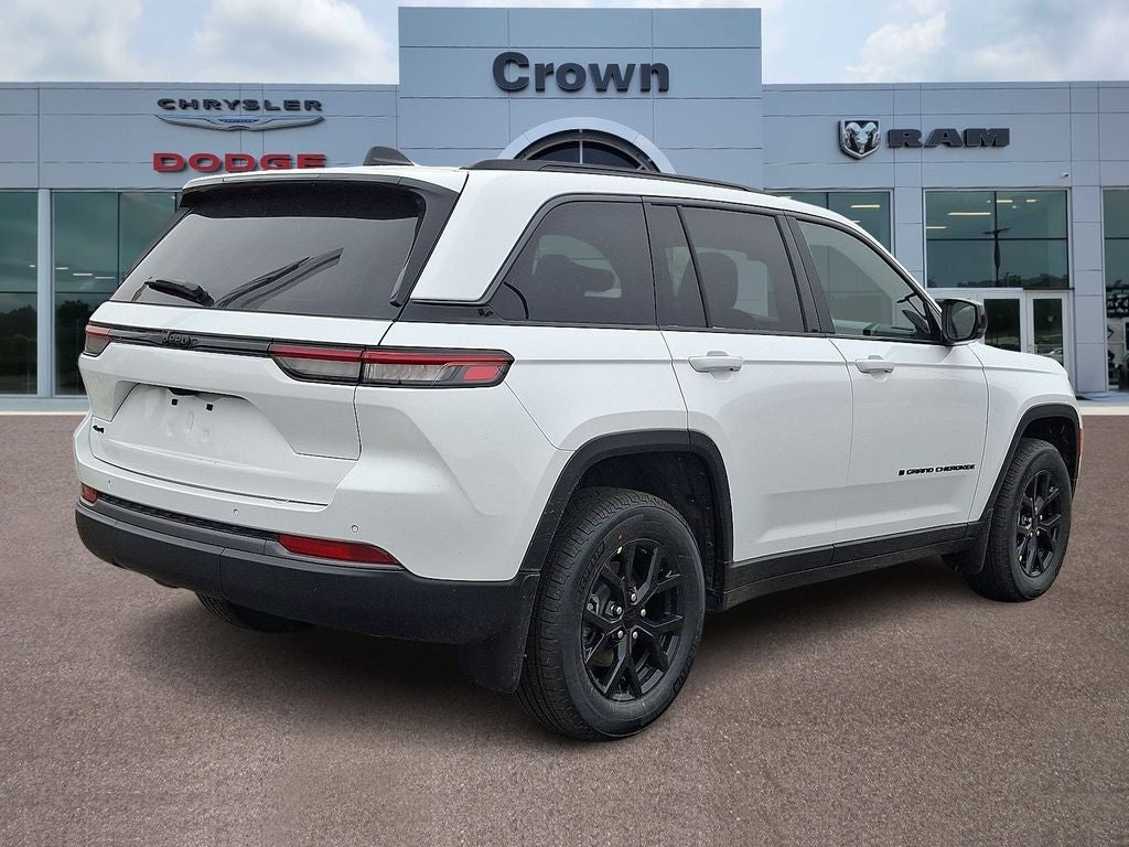 2026 Jeep Grand Cherokee Altitude