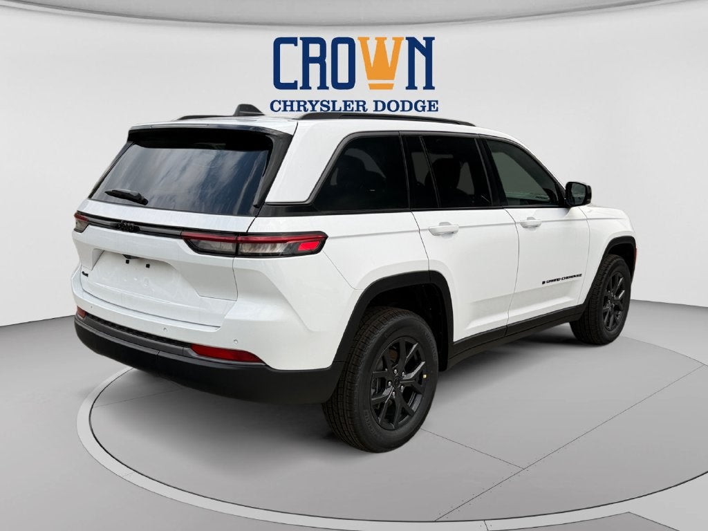 2027 Jeep Grand Cherokee Altitude