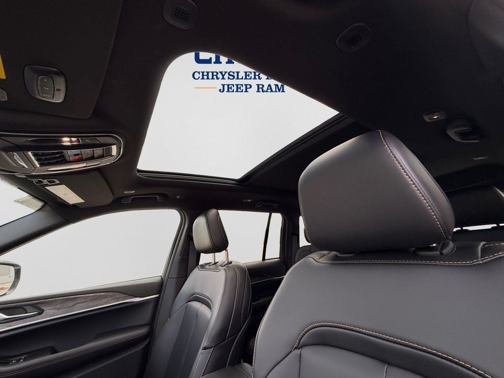 2026 Jeep Grand Cherokee 85th Anniversary Edition