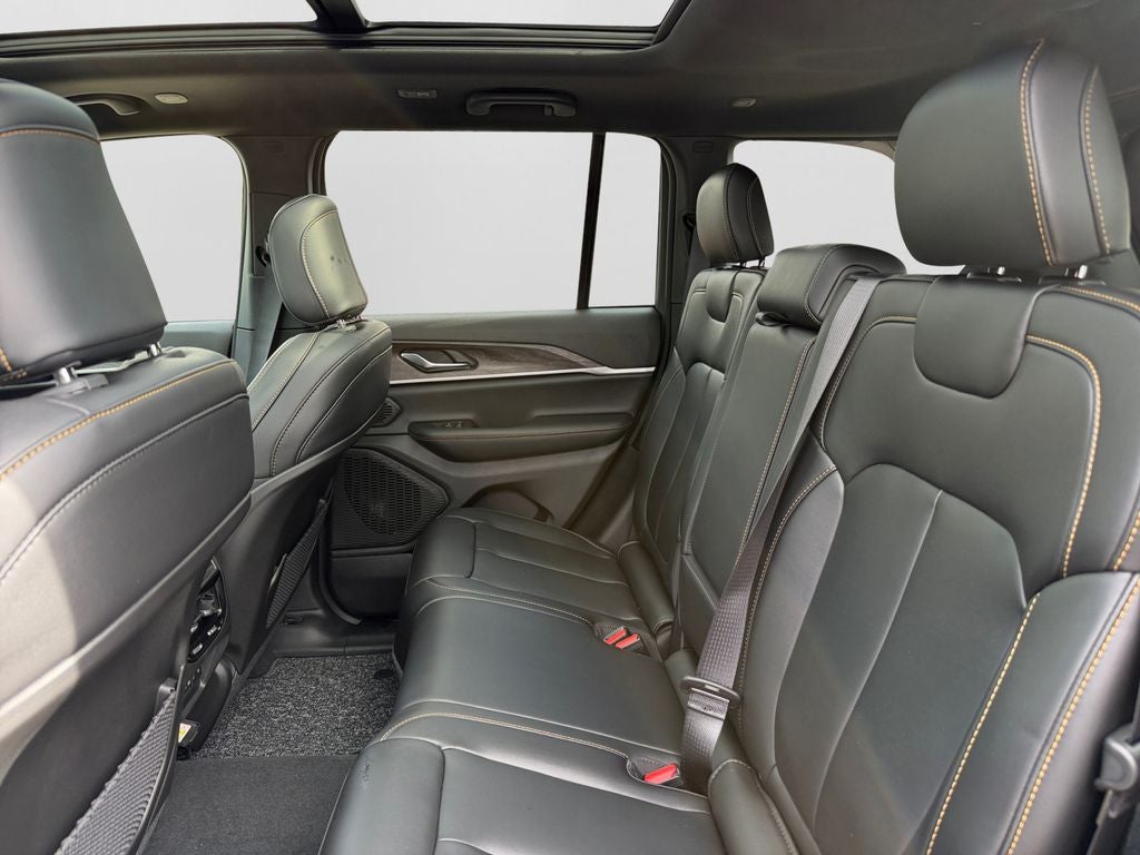 2026 Jeep Grand Cherokee 85th Anniversary Edition