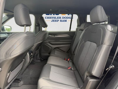 2026 Jeep Grand Cherokee L Laredo