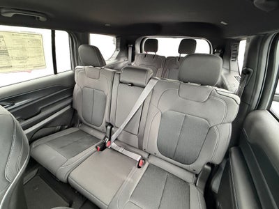 2026 Jeep Grand Cherokee L Laredo