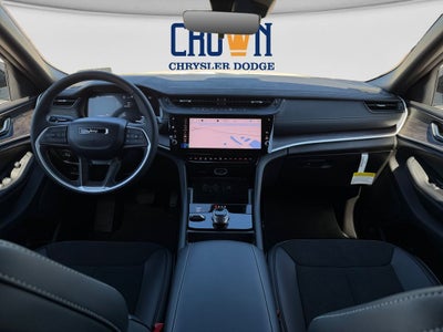 2027 Jeep Grand Cherokee L Laredo Altitude