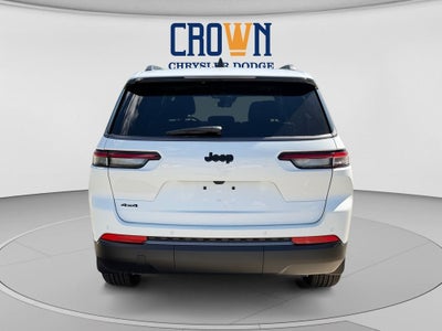 2027 Jeep Grand Cherokee L Laredo Altitude