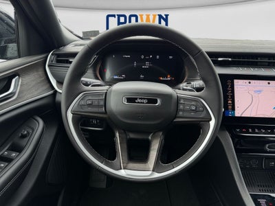 2027 Jeep Grand Cherokee L Laredo Altitude