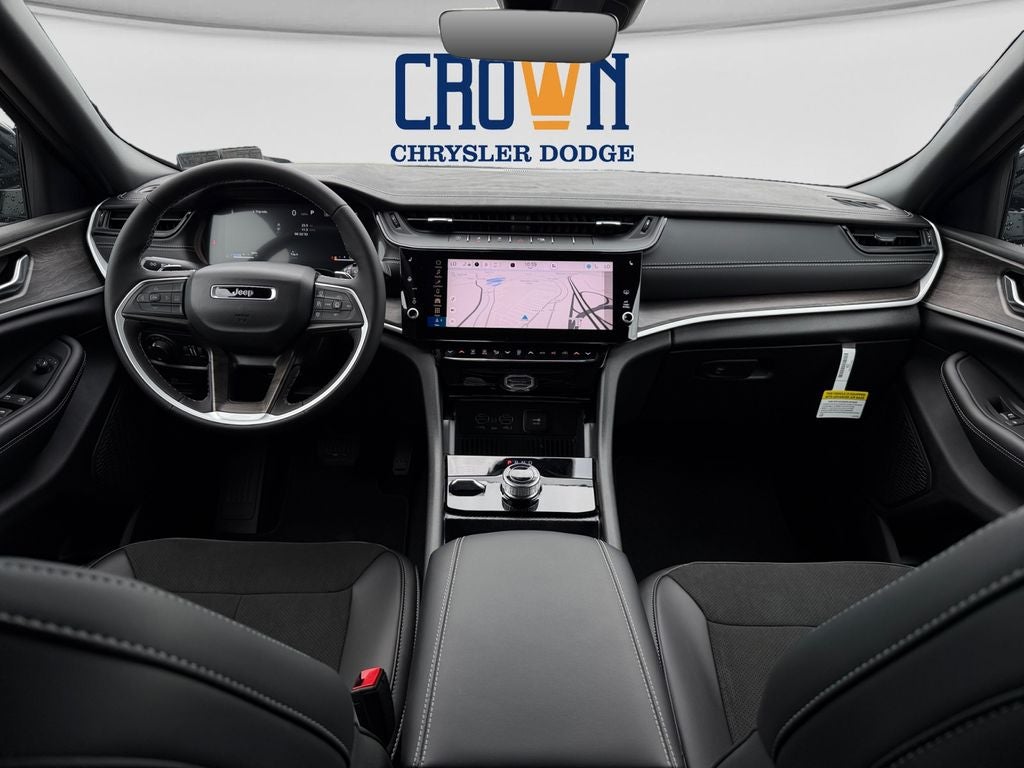 2027 Jeep Grand Cherokee L Laredo Altitude