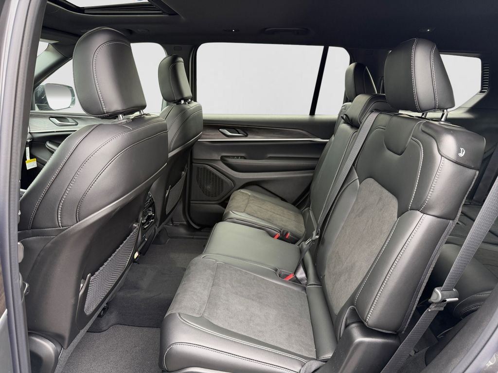 2026 Jeep Grand Cherokee L Altitude