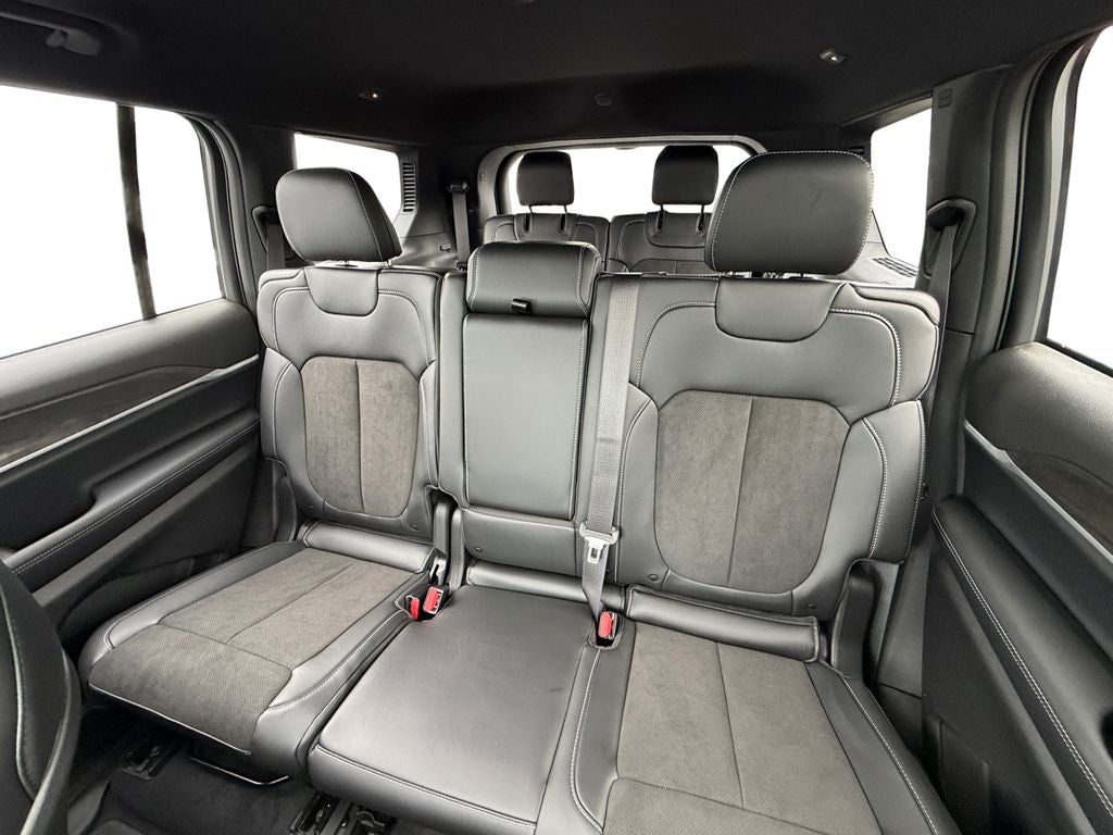 2026 Jeep Grand Cherokee L Altitude