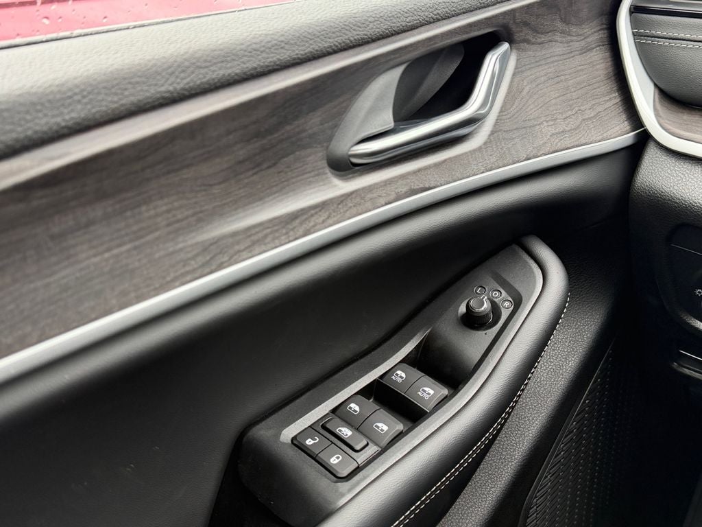 2026 Jeep Grand Cherokee L Altitude
