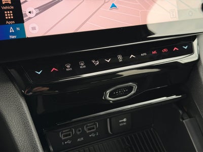 2027 Jeep Grand Cherokee L Limited Reserve