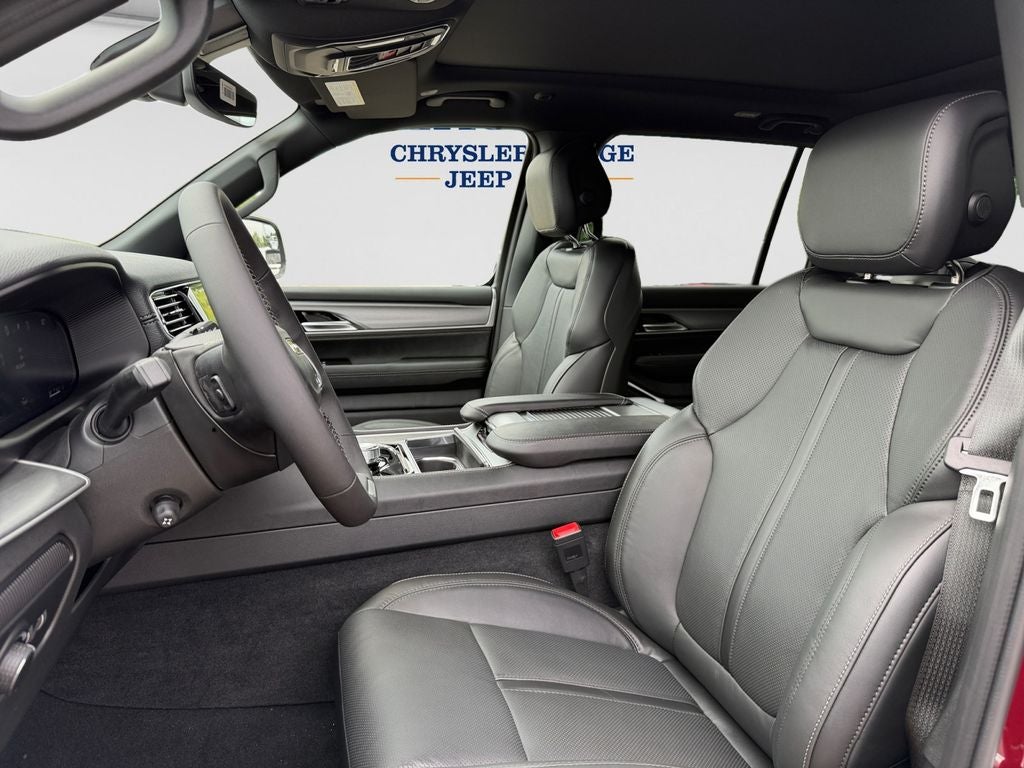 2026 Jeep Grand Wagoneer L 4x4