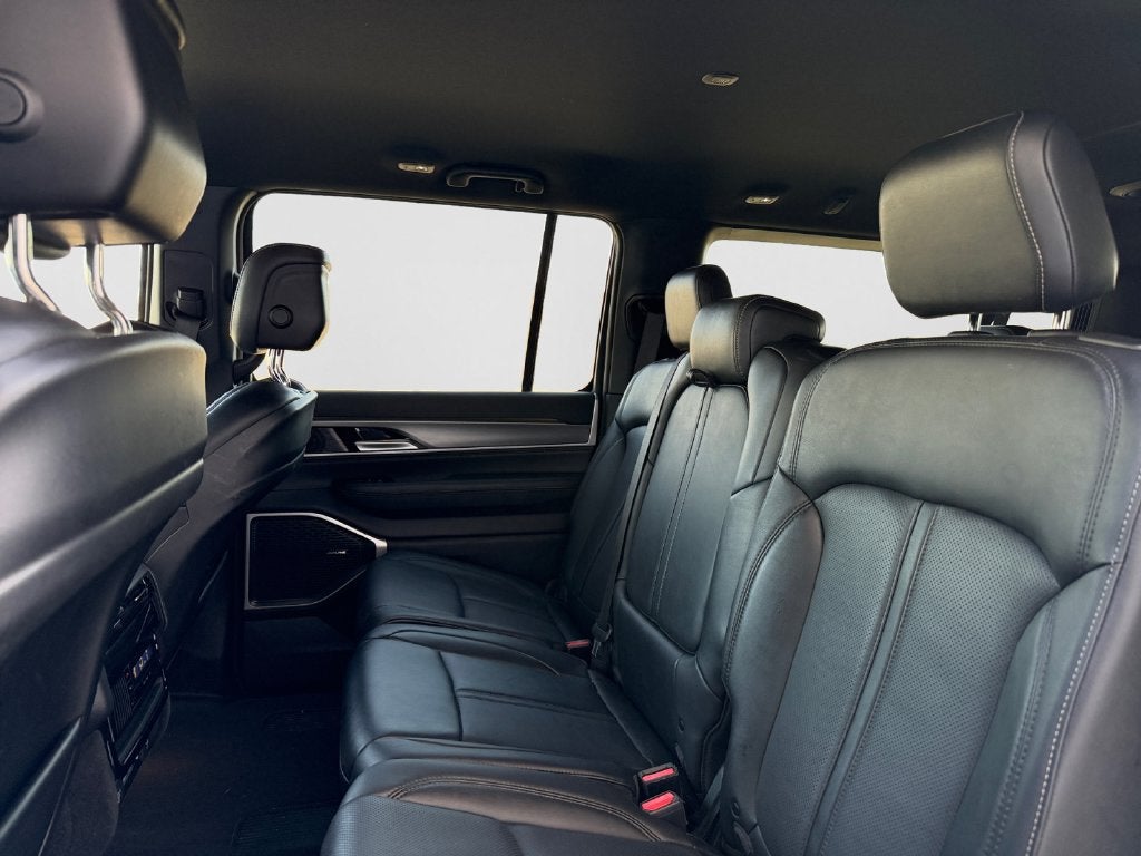 2025 Jeep Wagoneer L Series II