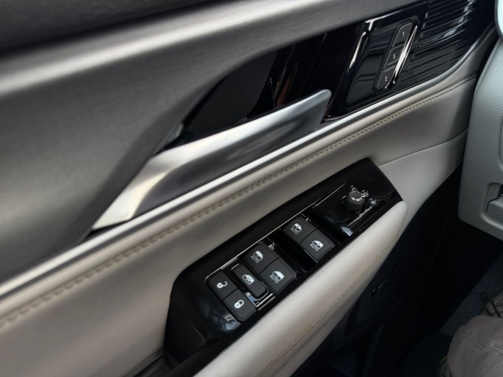 2026 Jeep Grand Wagoneer 4x4