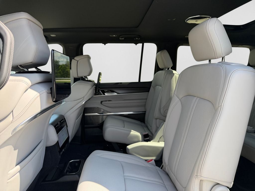 2026 Jeep Grand Wagoneer Summit Obsidian
