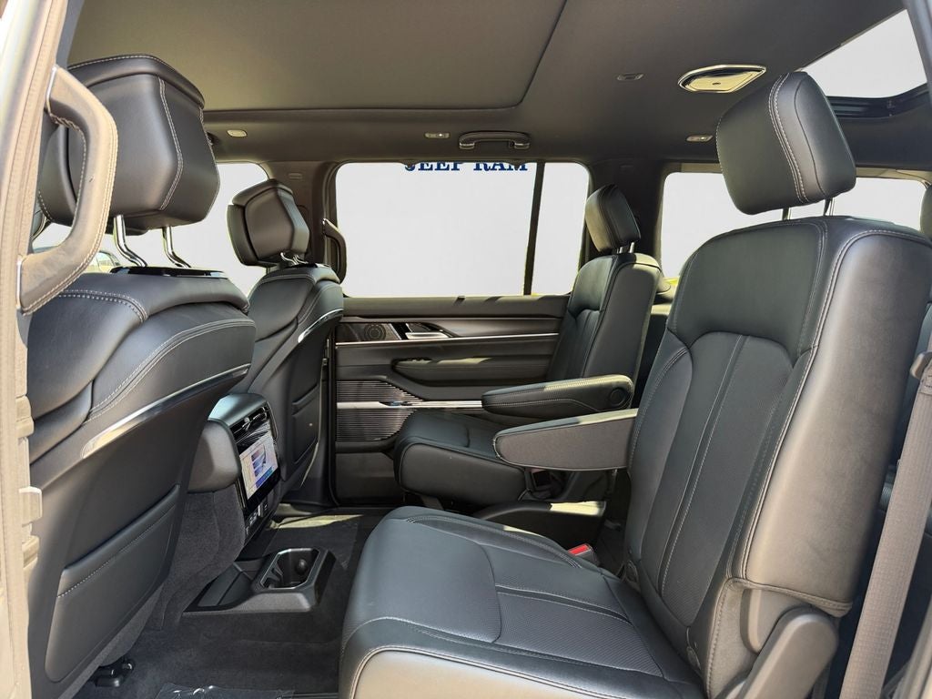 2026 Jeep Grand Wagoneer Summit Obsidian