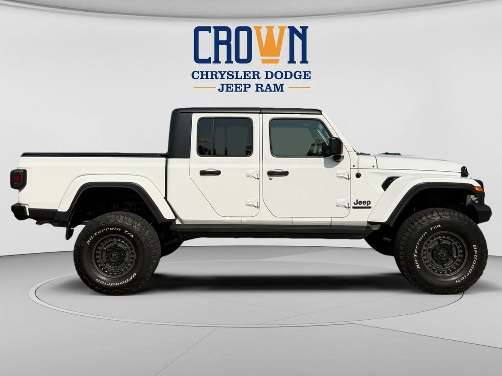 2021 Jeep Gladiator Base