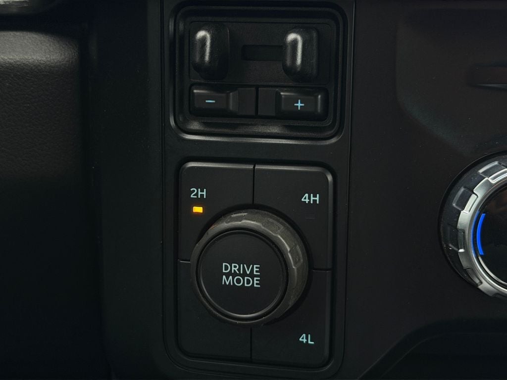 2023 Ford F-350SD Lariat DRW