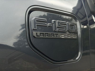 2022 Ford F-150 Lightning Lariat