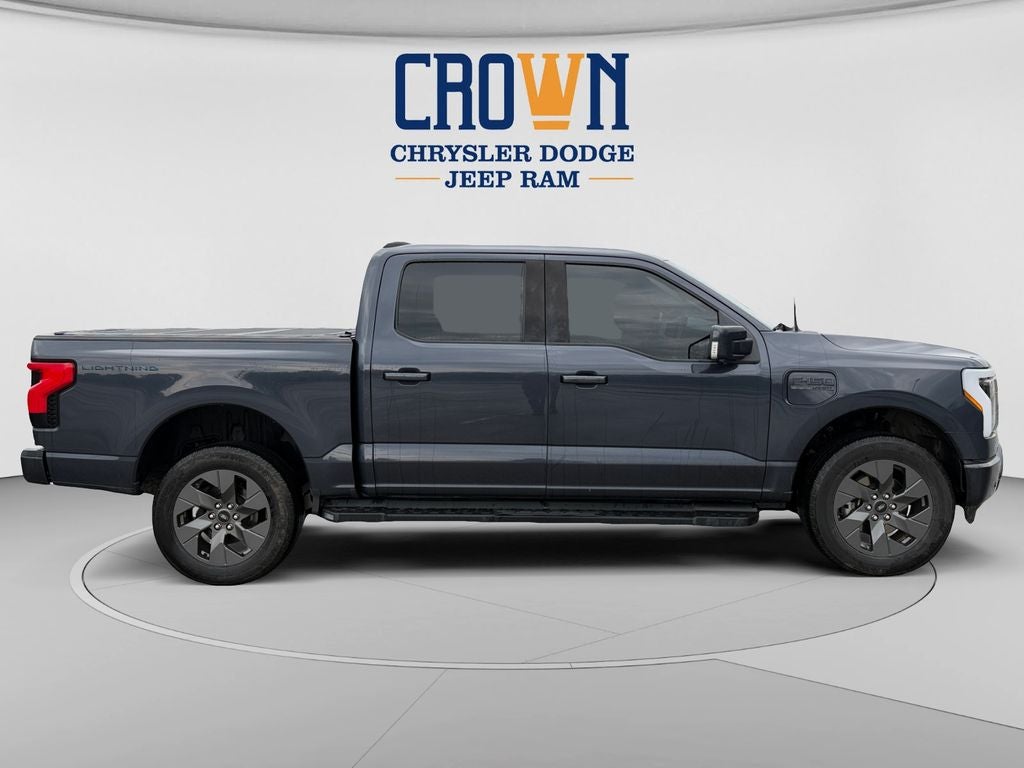 2022 Ford F-150 Lightning Lariat