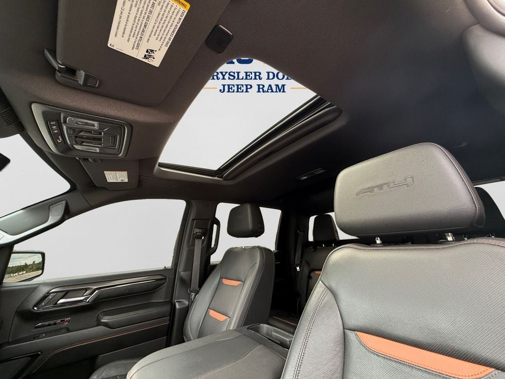 2023 GMC Sierra 1500 AT4
