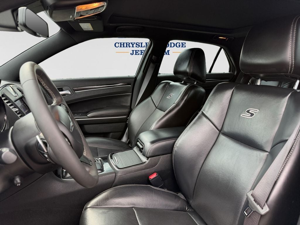 2023 Chrysler 300 S