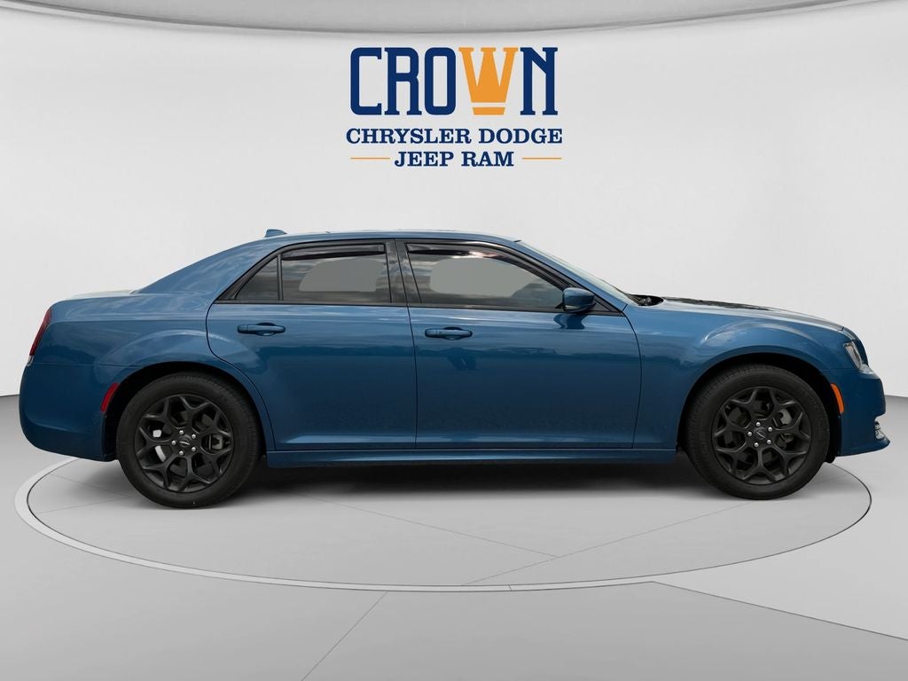 2023 Chrysler 300 Touring