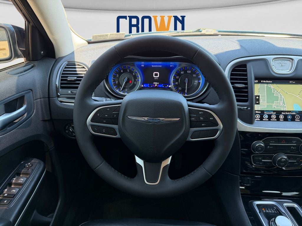 2023 Chrysler 300 Touring