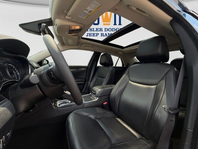 2023 Chrysler 300 Touring