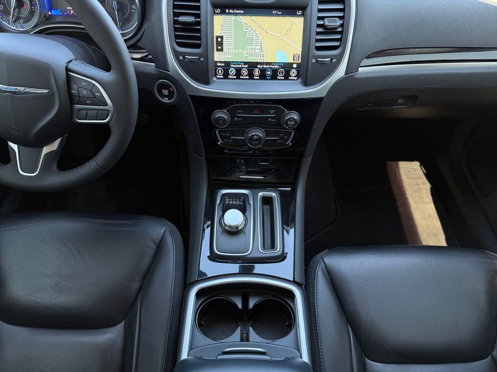 2023 Chrysler 300 Touring