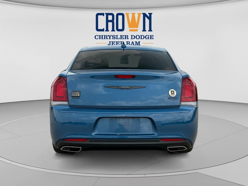 2023 Chrysler 300 Touring